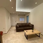 Apartment Tsoukos *