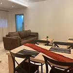 Tsoukos Apartment *