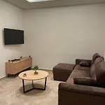 Tsoukos Apartment