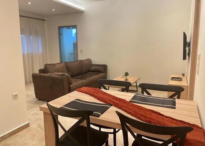 Tsoukos Apartament *