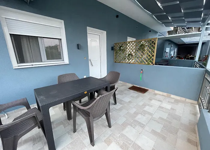 Tsoukos Apartament Potos